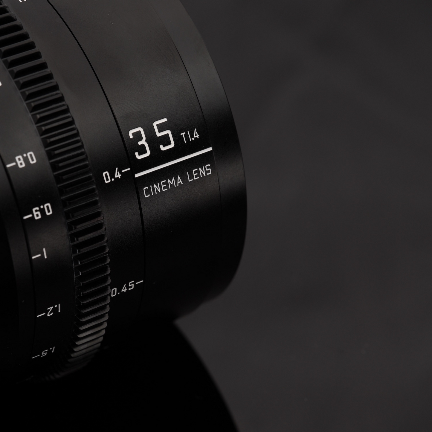 Chasing the Wind Series Full Frame Cine Lens 35 T1.4