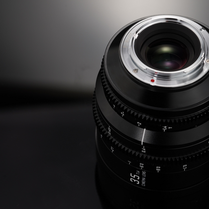 Chasing the Wind Series Full Frame Cine Lens 35 T1.4